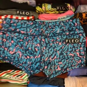 Fleo shorts